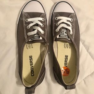 Converse sneakers NEW